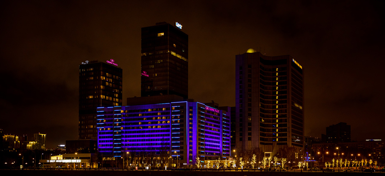 Crowne Plaza Moscow WTC заиграла яркими огнями
