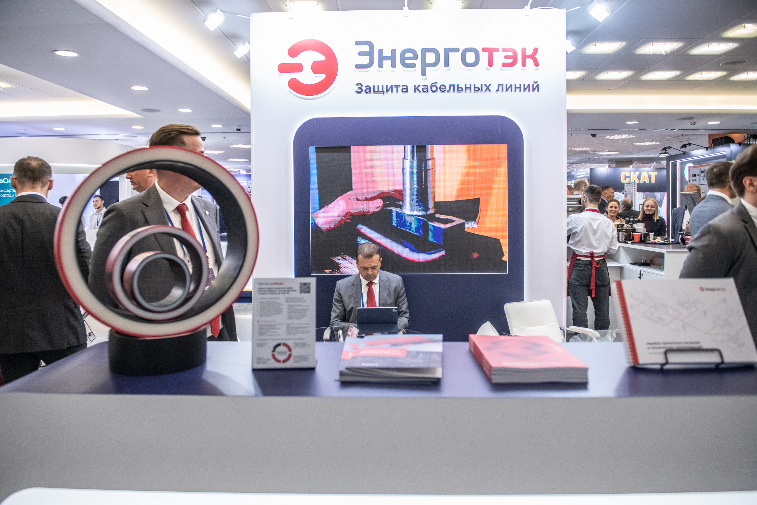 На полях Х конференции «Развитие и повышение надёжности распределительных электрических сетей»  