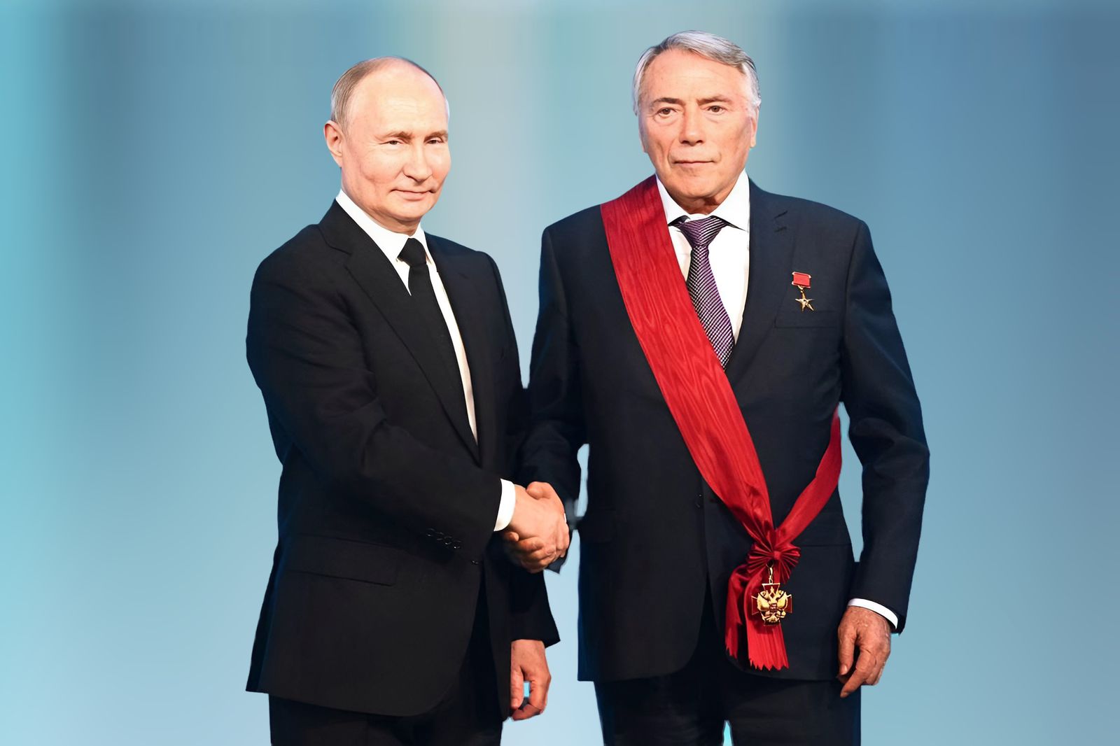 Член Совета директоров ПАО «ЦМТ» Ефим Басин - полный кавалер Ордена «За заслуги перед Отечеством» 