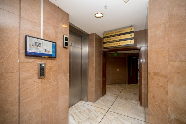 Размещение рекламы - лифтовые холлы Размещение рекламы - лифтовые холлы