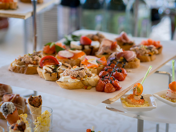 Фуршеты  Фуршеты